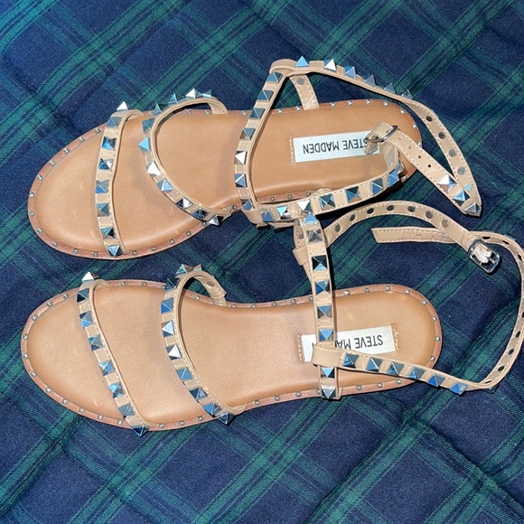 Tan Strap Steve Madden Sandals - Picture 2 of 3